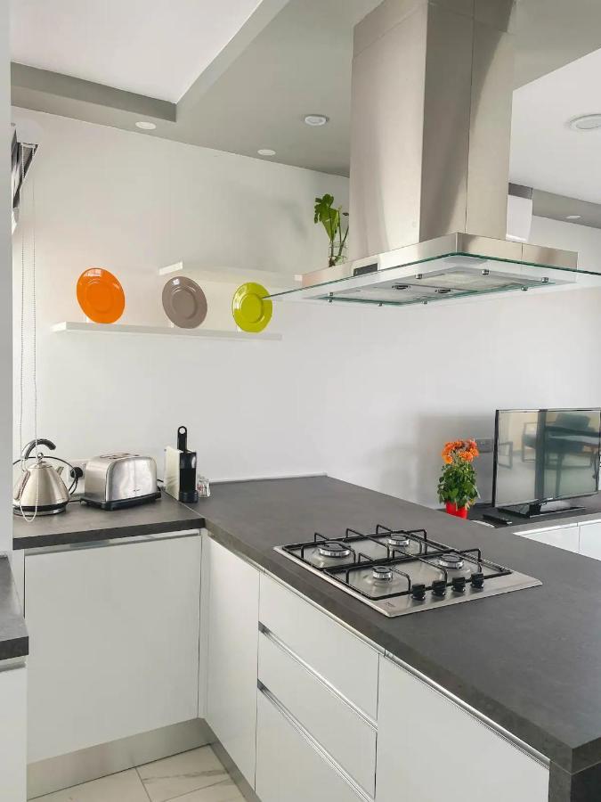 The Blue Mill Penthouse With Beautiful Views Apartman Naxxar Kültér fotó